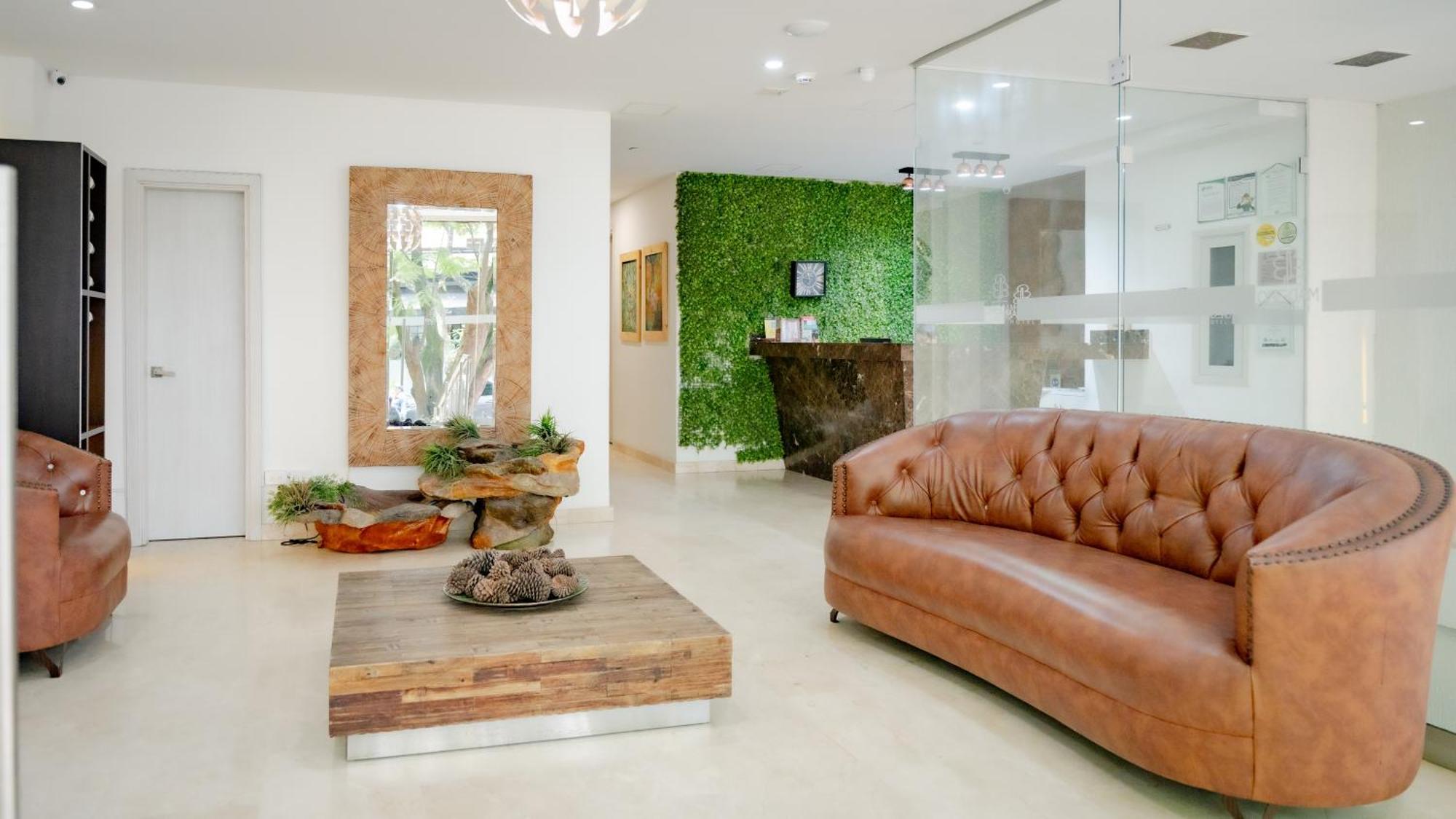 Hotel Madeiro Medellin Bagian luar foto