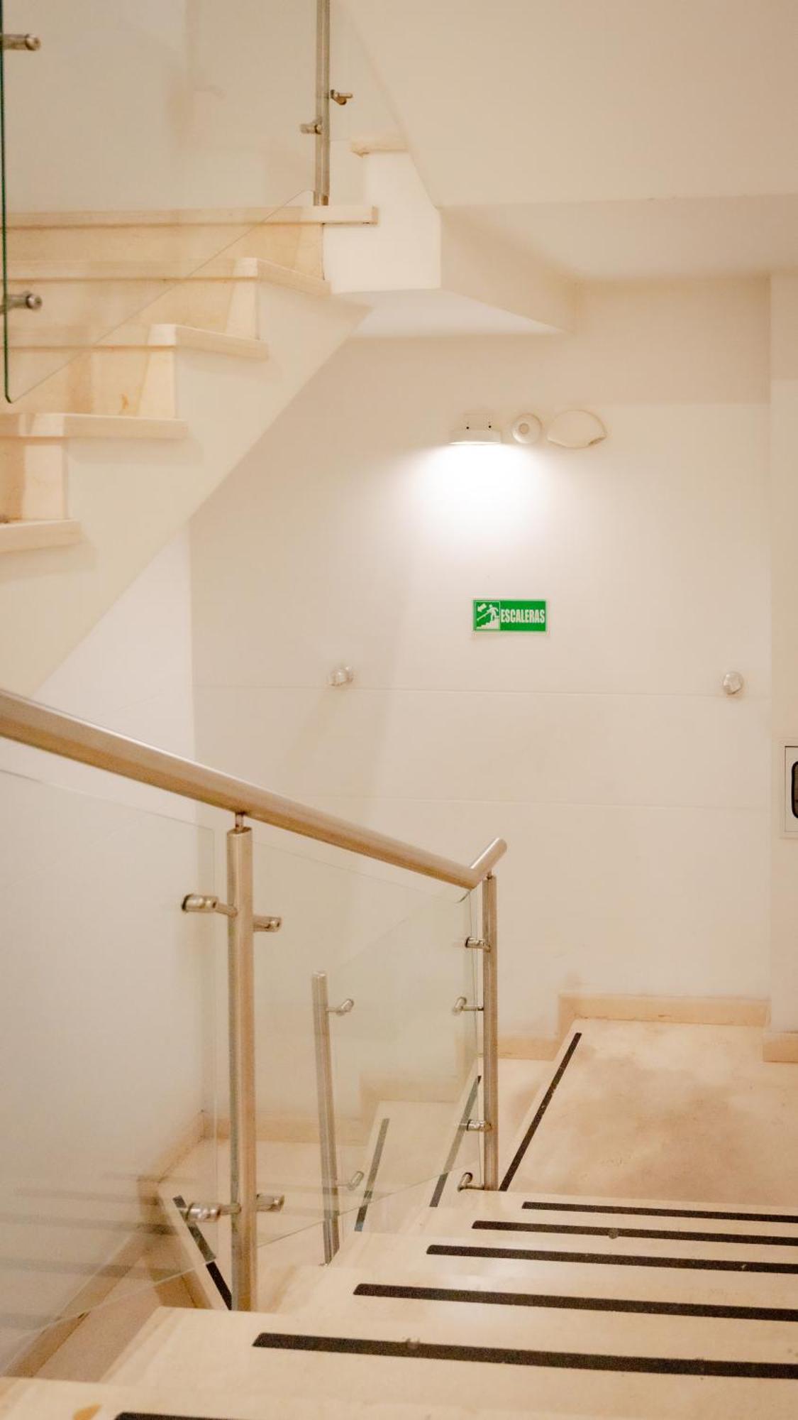 Hotel Madeiro Medellin Bagian luar foto