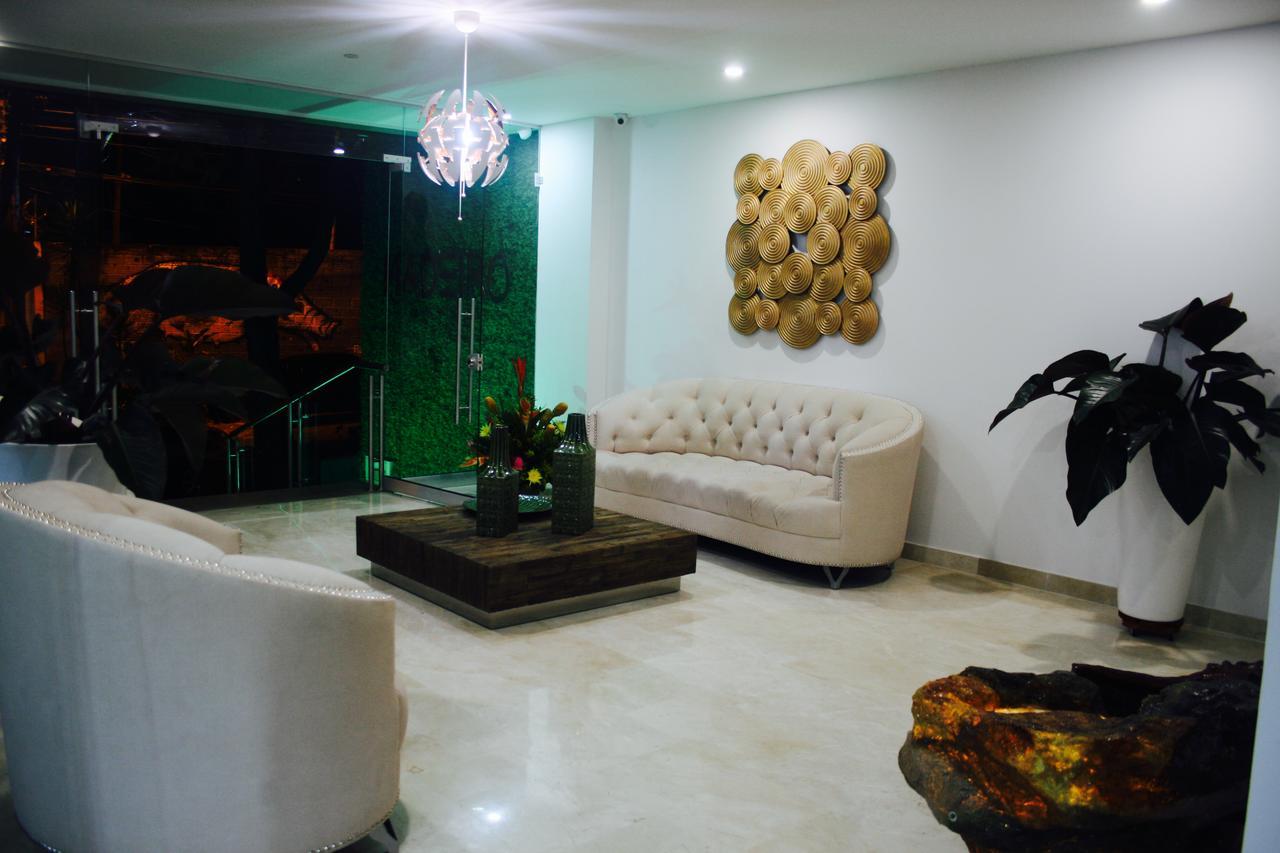 Hotel Madeiro Medellin Bagian luar foto